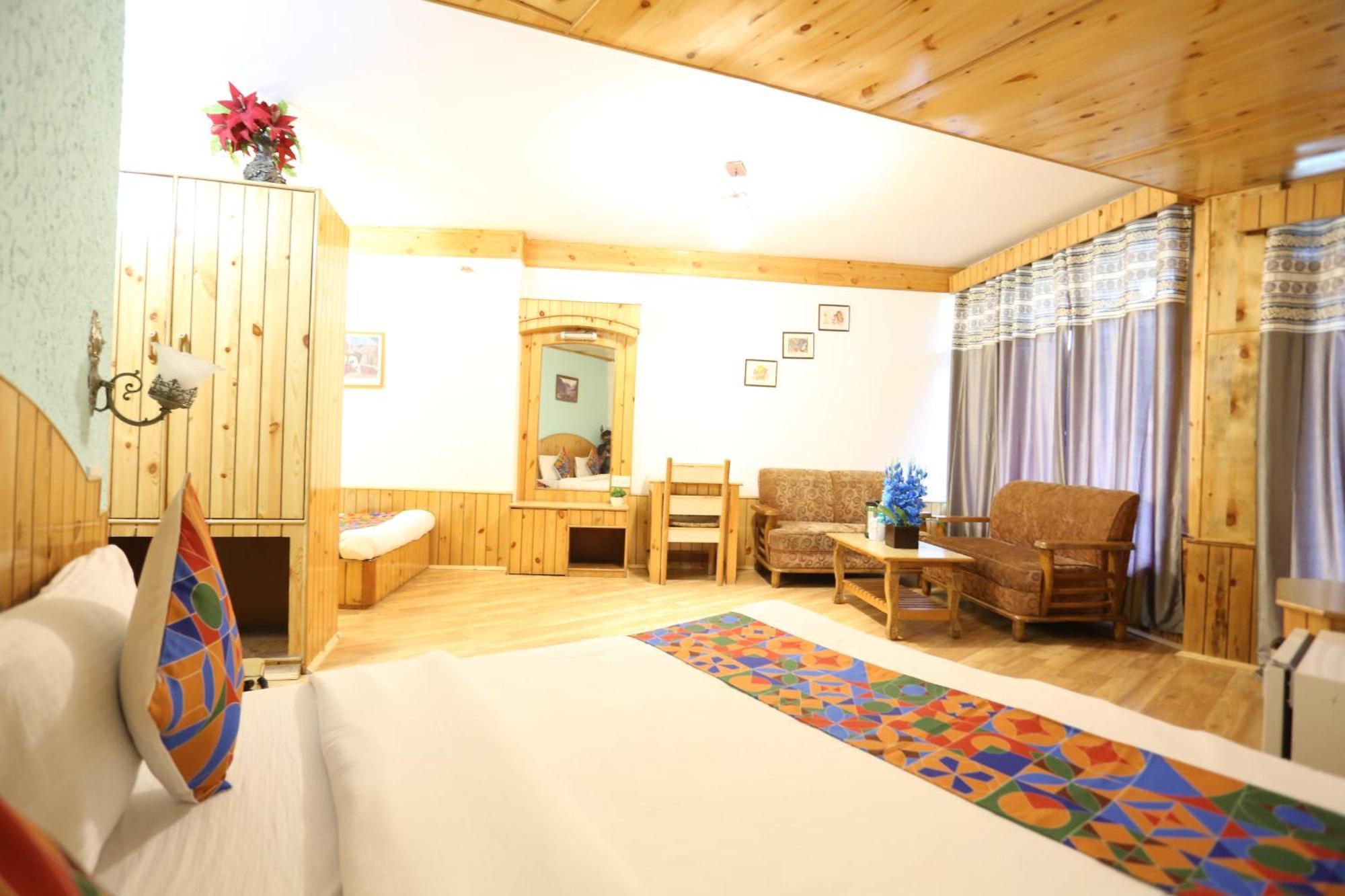 Hotel Surbhi Vashist Luaran gambar