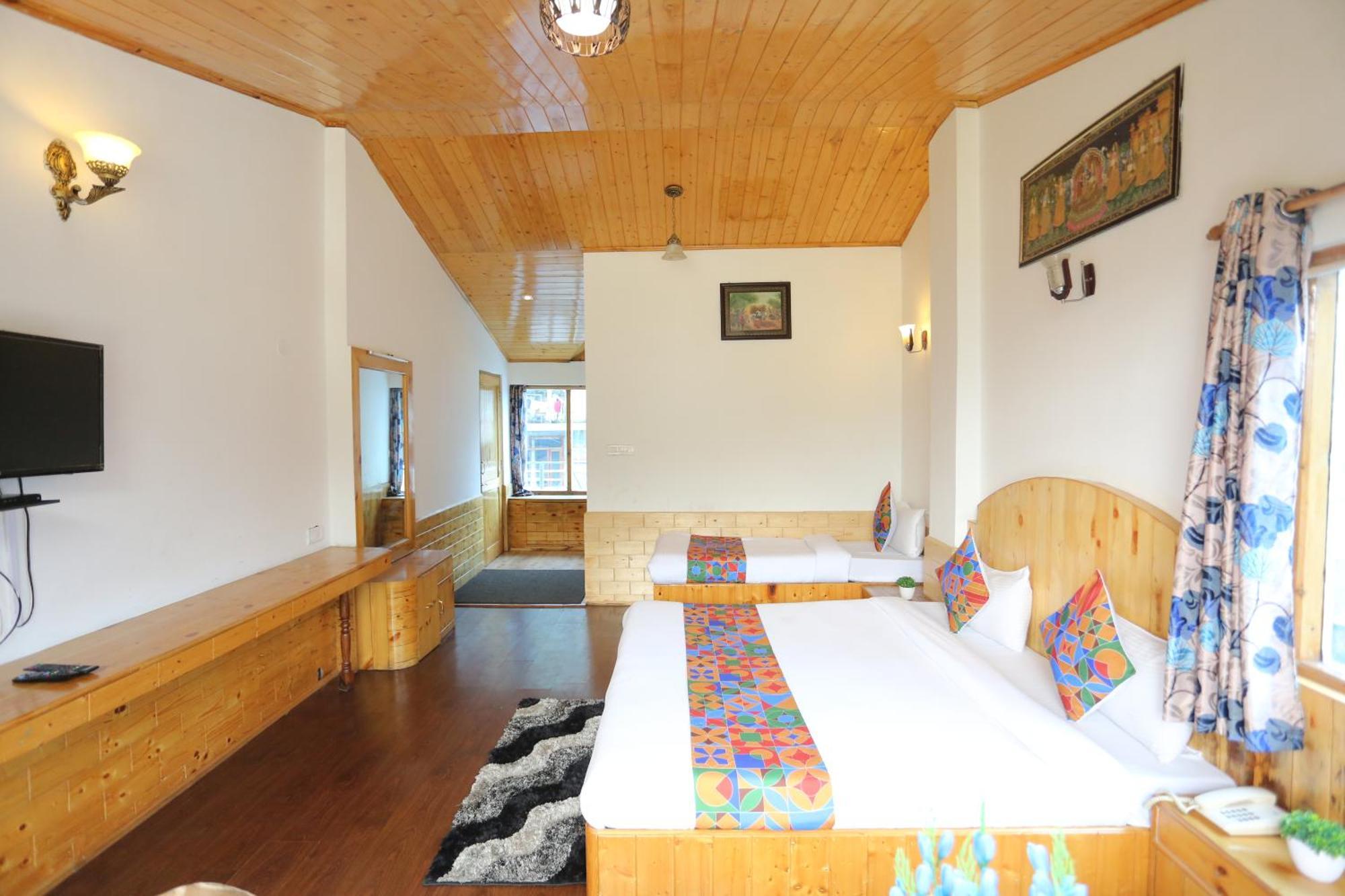 Hotel Surbhi Vashist Luaran gambar